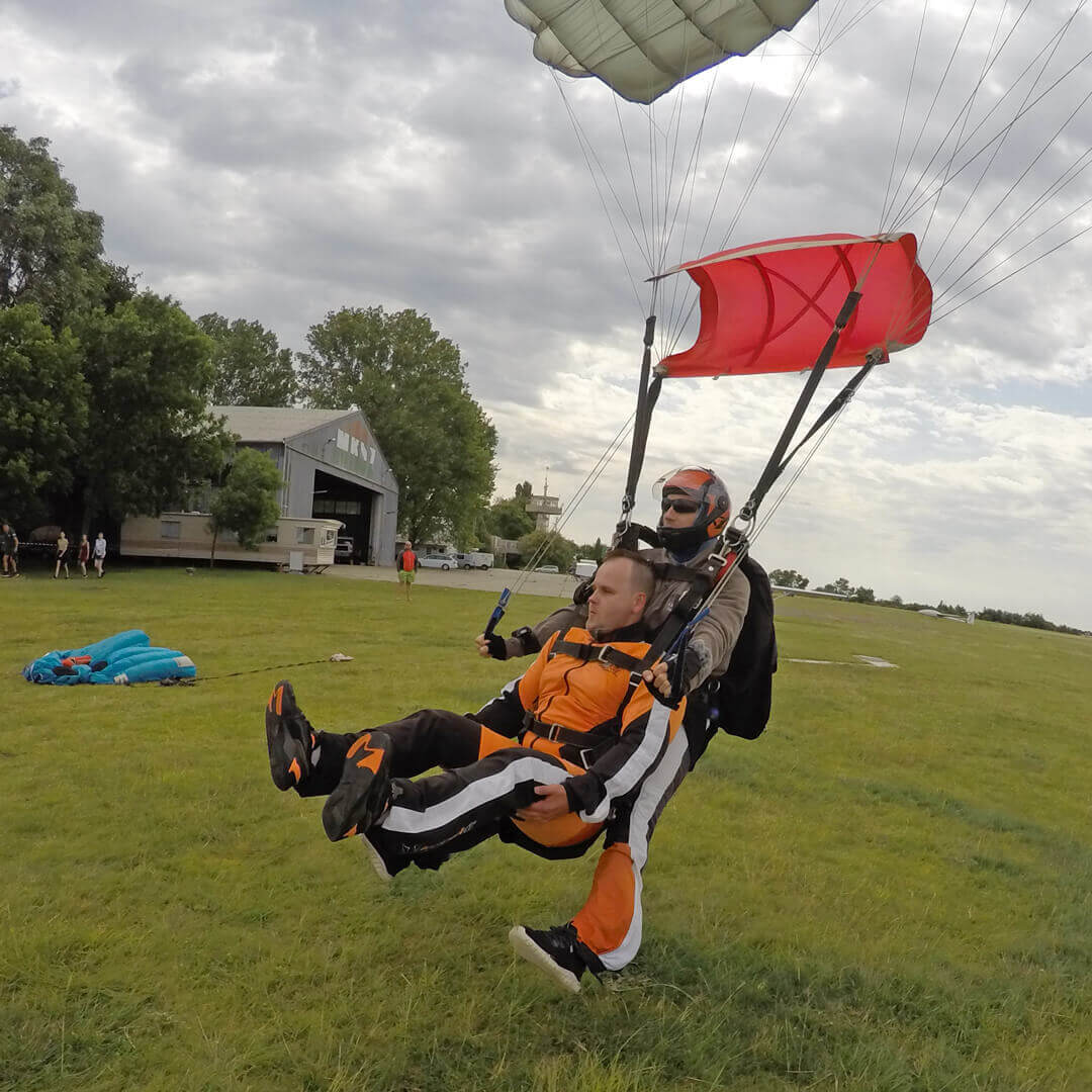 Ejtőernyős ereszkedés